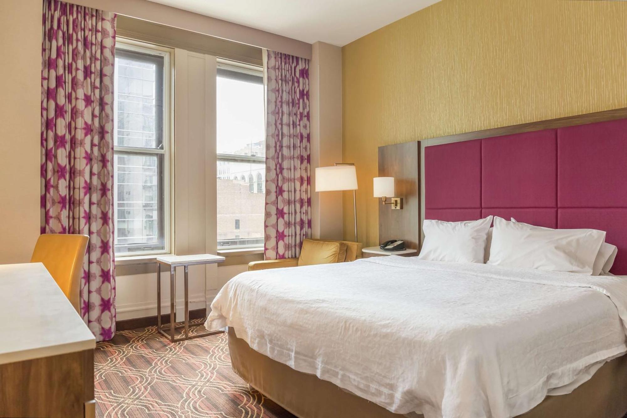Hampton Inn Majestic Chicago Theatre District Exterior foto
