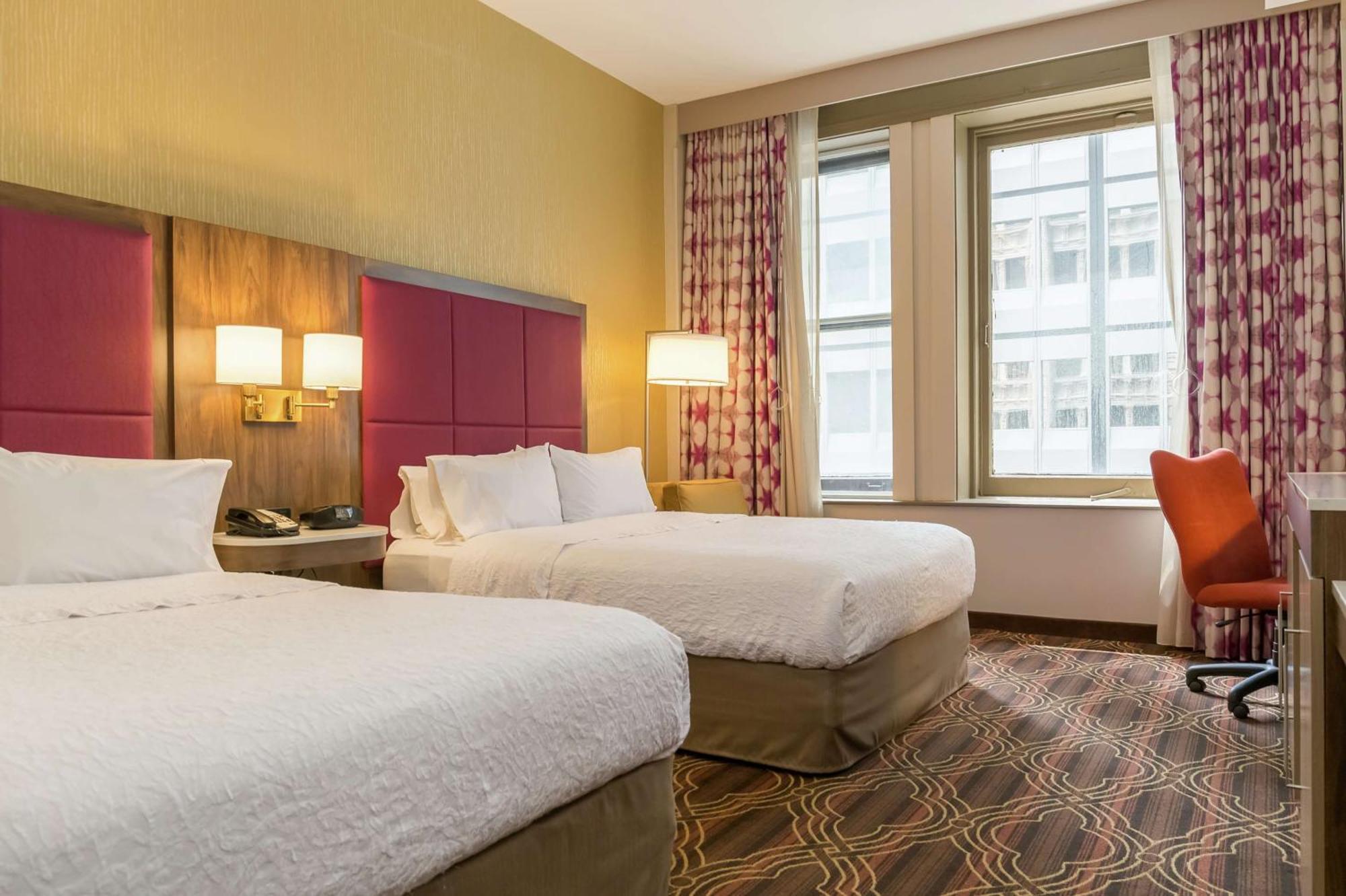 Hampton Inn Majestic Chicago Theatre District Exterior foto